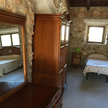 Agriturismo Coppa Di Mezzo Séjour à la campagne *