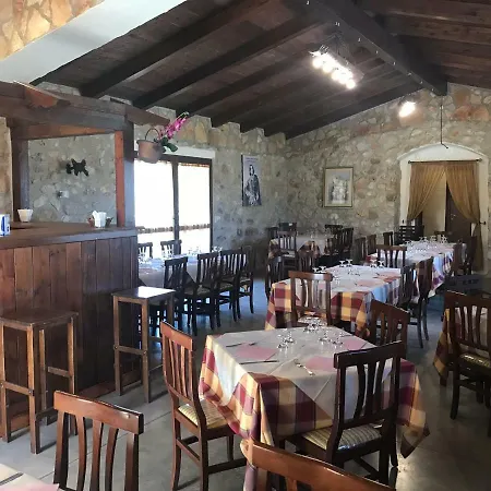 Agriturismo Coppa Di Mezzo Séjour à la campagne